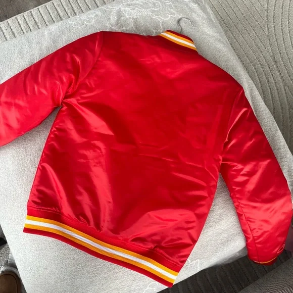 Kansas City Chiefs Bomber Women’s Jacket, size medium. - Picture 11 of 11